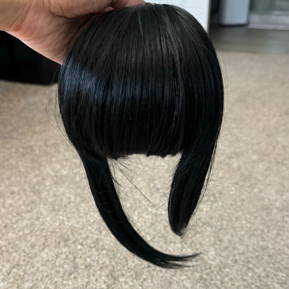 black clip-in faux bangs - Picture 3 of 11